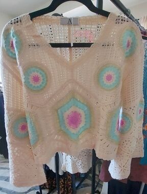 AZ Crochet V-Neck Women’s Sweater with Pastel Medallions